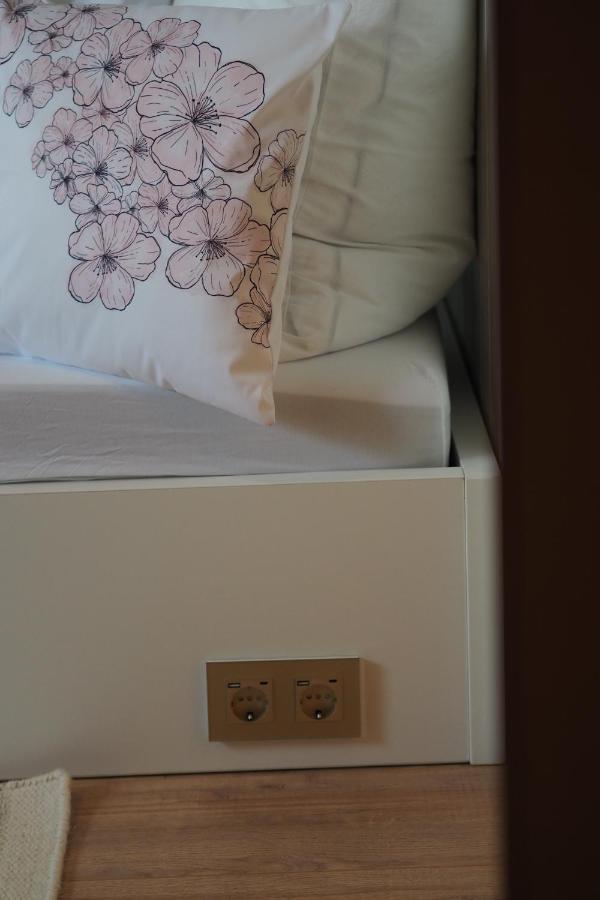 Louf Apartment Wiesmoor Bagian luar foto